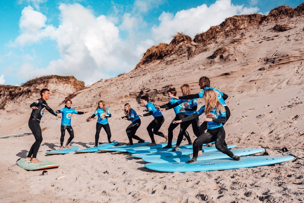 Surfskole i Cold&nbsp;Hawaii